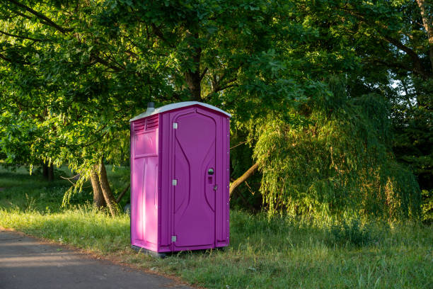 Best Porta potty delivery and setup  in Montgomery, IL